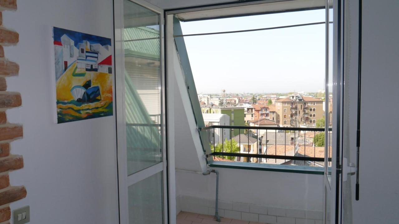 La Casa Di Dario Apartment Pero Bagian luar foto